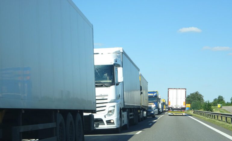 Las asistencias en carretera de los camiones eléctricos y enchufables son más difíciles de atender