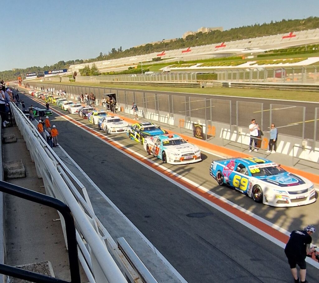 Recinto y vistas a la pista desde el palco en Valencia