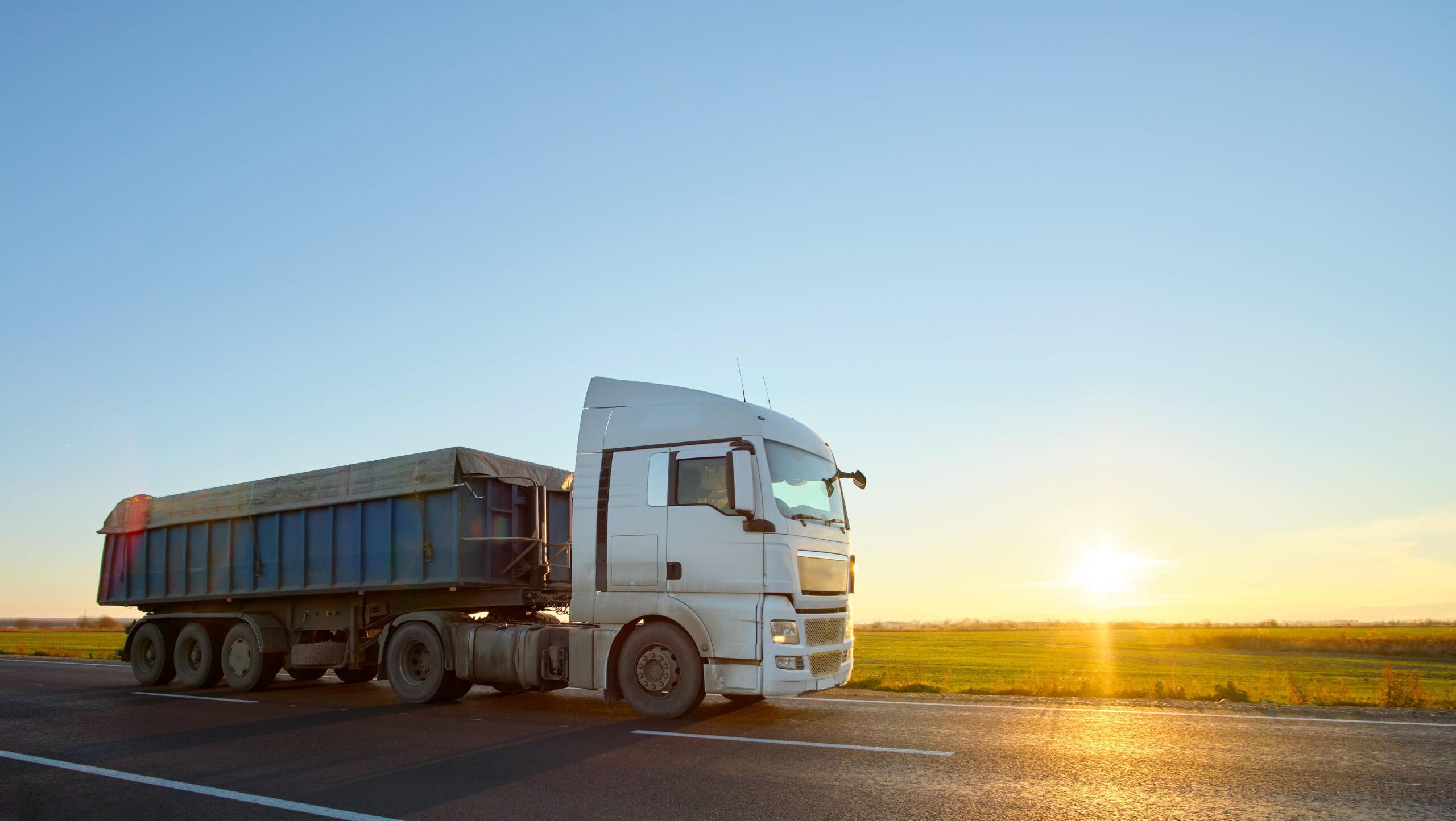 Mantener un vehículo de carga internacional cuesta, en promedio, 2.727 euros al año