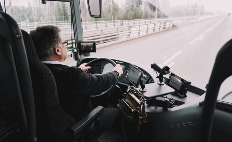 Faltan conductores de autobús, ¿cómo se soluciona el problema?