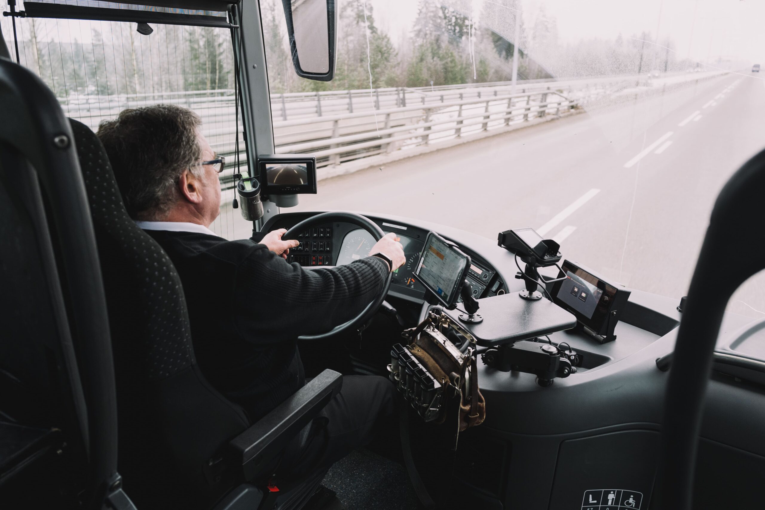 Faltan conductores de autobús, ¿cómo se soluciona el problema?