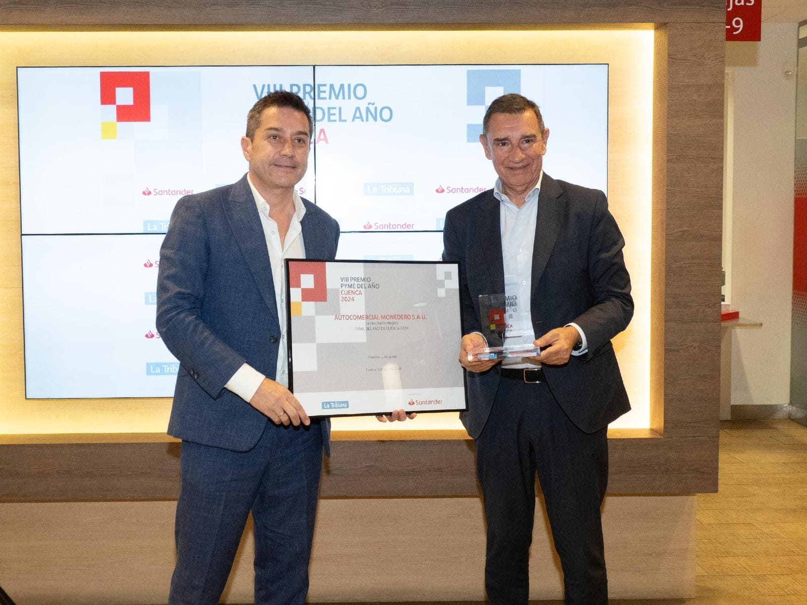 Auto Comercial Monedero galardonada con el Premio PYME del año 2024